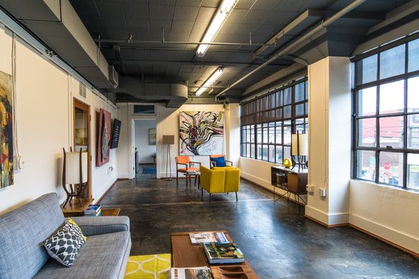 696 ft² Creative Office Space – 2 months free!